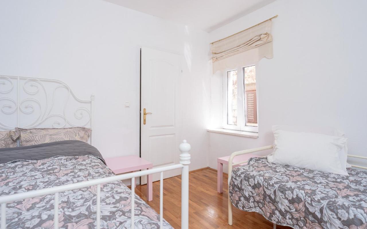 Harbourside Guesthouse Mandina - Zf Hvar Хвар Экстерьер фото
