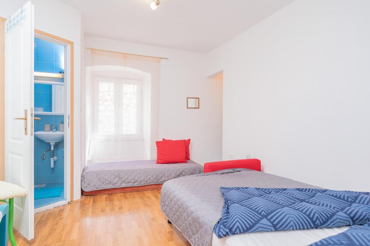 Harbourside Guesthouse Mandina - Zf Hvar Хвар Экстерьер фото